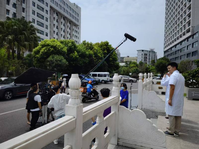 海南藏族广告片拍摄公司低成本实现高规格制作的诀窍